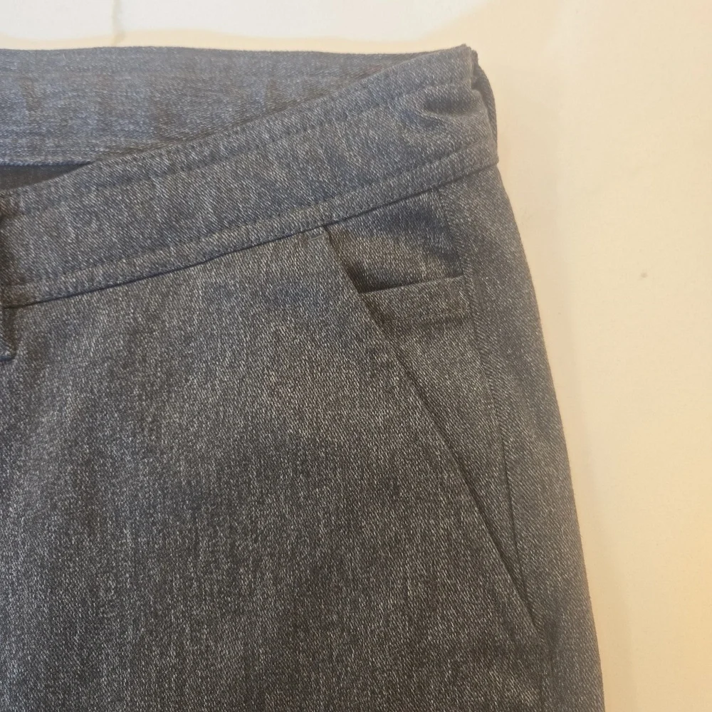 The North Face Outdoor Hiking Activewear Jogger Pants Heather Gray Size 38